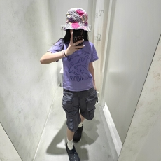 批发210克95棉40s奥戴尔欧韩时尚设计新款海豚印花短袖<b class='q'>T</b><b class='q'>恤</b>上衣女