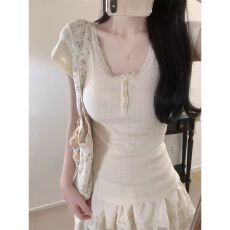 批发提花布欧韩时尚设计新款甜美蕾丝花边拼接设计感<b class='q'>T</b>恤衫夏季上衣女