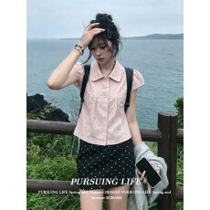 批发韩版<b class='q'>新款</b>甜美学院风粉色波点娃娃领短袖衬衫女夏季设计感短款<b class='q'>小衫</b>
