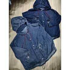 批发实拍牛仔外套