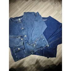 批发实拍牛仔外套