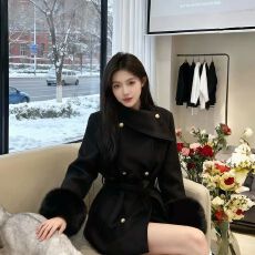 批发名媛风别致毛呢大衣女装2025冬季新款千金感毛毛袖口收腰显瘦<b class='q'>外套</b>