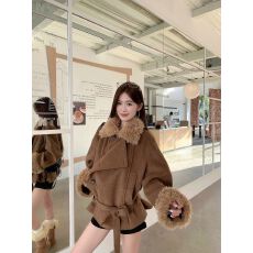 批发韩系高级感气质咖色毛绒拼接加厚外套女冬季新款<b class='q'>百搭</b>显瘦毛呢大衣