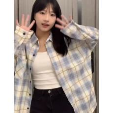 批发蓝色格子<b class='q'>衬衫</b>女韩系chic别致上衣早春24年新款爆款法式<b class='q'>衬衣</b>外套