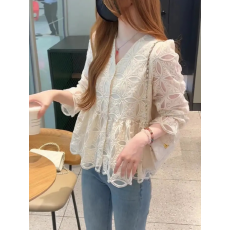 批发2026春秋韩系新款小碎花V领长袖衬衫<b class='q'>女</b>气质收腰小香风长袖上衣潮