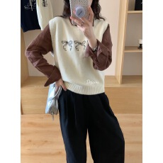 批发已出货叠穿刺绣<b class='q'>马甲</b>女新款很仙的蝴蝶结毛衣春秋针织衫坎肩上衣