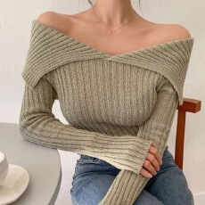 批发韩国秋冬季新款翻领大领口纯色百搭女士一字领长袖针织衫小众时尚