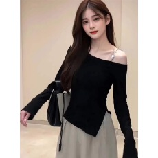 批发春季新款斜肩打底衫女设计感不规则上衣女