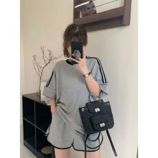 批发夏季套装女时尚网红<b class='q'>运动服</b>休闲短袖t恤短裤跑步两件套