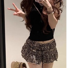 批发美式辣妹复古豹纹荷叶边<b class='q'>半身裙</b>春季别致A字裙短裙<b class='q'>女</b>