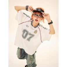 批发美式高街V领长袖<b class='q'>T</b><b class='q'>恤</b>外套女镂空网眼球衣<b class='q'>嘻哈</b>街舞垂感上衣