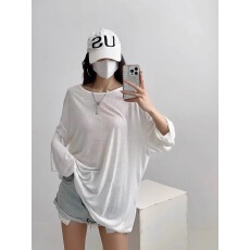 批发轻薄<b class='q'>镂空</b>长袖防晒衣t恤女夏季新款宽松慵懒空调<b class='q'>罩衫</b>设计感上衣潮