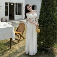 批发法式甜妹一字肩<b class='q'>连衣裙</b>2026<b class='q'>夏季</b>新款度假风收腰显瘦气质大摆长裙