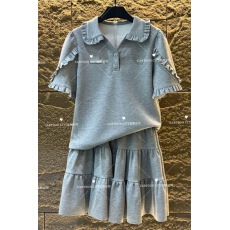 批发V-019 设计师款丨高品质潮牌<b class='q'>夏季</b>新款元气减龄刺绣高级重工套装