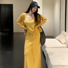 批发【HuiHui】松弛感吊带上衣<b class='q'>宽松</b>高腰半身裙搭开衫韩系套装