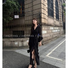批发【假面舞会】法式高级感<b class='q'>喇叭袖</b>荷叶边御姐气质收腰显瘦长款<b class='q'>连衣裙</b>