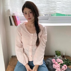 批发韩国ins博主款设计感气质温柔荷叶木耳花边褶皱泡泡袖衬衫