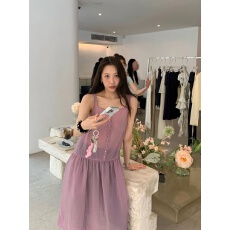 批发<b class='q'>韩国</b>东大门新款方领纽扣气质透视吊带连衣裙女背心裙