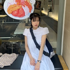 批发<b class='q'>韩国</b>朴焕熙同款蕾丝边拼接白色短袖连衣裙长款温柔少女风