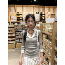 批发YUYUREAL 高智早秋假两件v领<b class='q'>中袖</b>针织衬衫