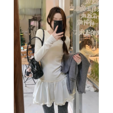 批发女装秋冬季新款圆领长袖<b class='q'>中长款</b>芭蕾风花边拼接设计感内搭上衣