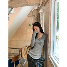长袖打底衫女2025新款早秋灰色t恤显瘦韩系chic别致小上衣