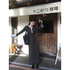 批发小众撞色拼接长袖<b class='q'>连衣裙</b>女装秋冬季收腰修身针织包臀裙<b class='q'>气质</b>长裙子