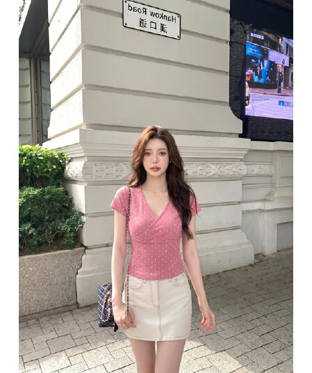 한여름 매화 와인 십자가 빅 브이 넥 도트 무늬 반팔 티셔츠 여성 여름 긍정적 인 어깨 순수한 욕망 맨위 쇼트 스타일