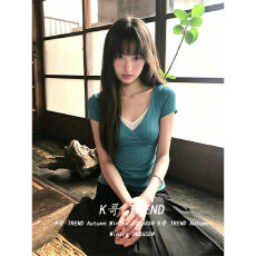 批发韩系假两件v领正肩短袖女夏季新款多巴胺蓝色t恤显瘦<b class='q'>修身</b>辣妹上衣
