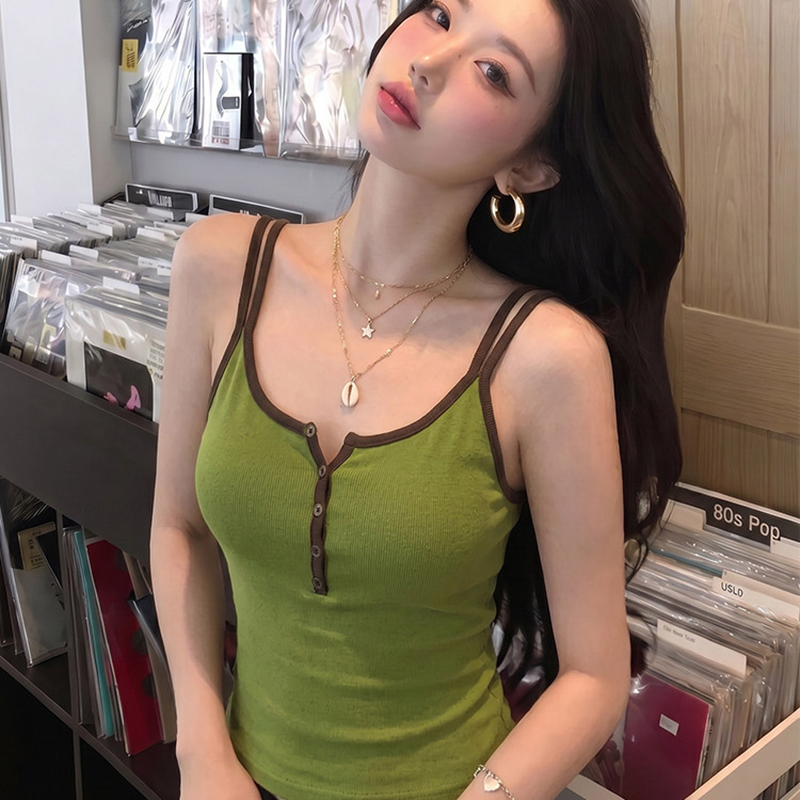 녹색 도파민 싱글 줄 버튼 더블 어깨끈 캐미솔 여름 순수한 욕망 핫걸 싱글 착용 몸매 가꾸기 인사이드 잡아라. 의류
