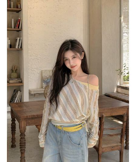 불규칙 비스듬한 어깨 스트라이프 긴팔 여성 배색 패치워크 오프숄더 루즈핏 펌프 로프 허리 수축 분위기 센스 맨위