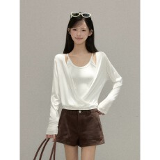 批发白色V领长袖<b class='q'>T</b><b class='q'>恤</b>女秋罩衫吊带背心两件套薄款开衫上衣