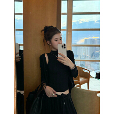 批发温柔陷阱修饰身型实用主义高弹力半高领两件套女