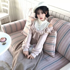 批发清楚系温柔风假两件连衣裙女秋季新款甜美气质露肩收腰显瘦长裙子