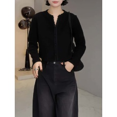 批发高级感花边锥形领盘扣正肩<b class='q'>衬衫</b>女士秋冬新款<b class='q'>时尚</b>气质休闲开衫上衣