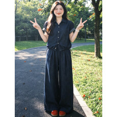 批发独特设计感漂亮套装女2026夏季新款<b class='q'>牛仔</b>短袖衬衫宽松直筒裤两件套