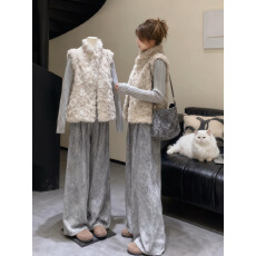 批发2025巨好看的立领马甲外套女秋冬季叠穿毛绒绒<b class='q'>针织</b>打底衫两件<b class='q'>套装</b>