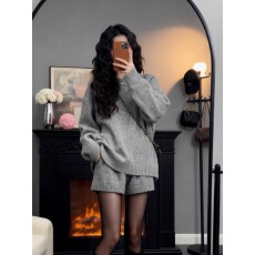 批发针织灰色<b class='q'>毛衣</b>连衣裙子女秋冬2025新款早秋季巨好看的穿搭一整套装