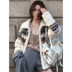 批发时尚小香风白色费尔岛羊羔毛<b class='q'>外套</b>女冬季2026新款短款毛毛绒大衣