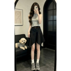 批发巨好看的<b class='q'>夏</b>季一整套韩系松弛感圆领无袖背心女不规则半身裙两件套