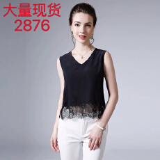 批发2026夏重磅真丝吊带<b class='q'>背心女</b>内搭性感V领无袖蕾丝拼接桑蚕丝打底衫