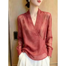 批发欧货高端红色交领长袖大码<b class='q'>小衫</b>女2026夏季<b class='q'>新款</b>轻奢风松弛气质上衣