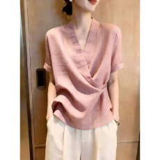 批发甜美温柔淑女风粉色V领短袖上衣女夏季宽松通勤休闲日常衬衫女装