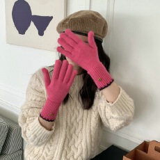 批发韩国软糯拼色锁边羊毛手套女秋冬季保暖针织五指可触屏手套ins