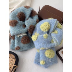 2025韩国东大门高级感含羊毛波点围巾女秋冬新款针织保暖毛线围脖