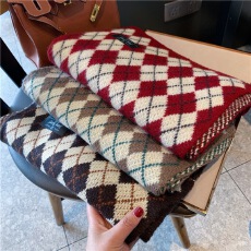 批发圣诞款菱形格子围巾女秋冬季韩版百搭学生秋冬加厚保暖围脖