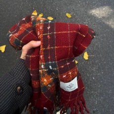 安格拉红浆果星星圣诞格子围巾女秋冬圣诞加厚氛围感围脖