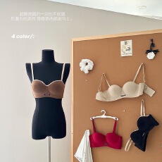 批发原版内衣女小胸聚拢显大漫画无痕上托提拉收副乳<b class='q'>秋</b>冬文胸罩