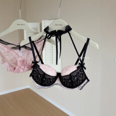 批发<b class='q'>性感</b>纯欲聚拢<b class='q'>文胸</b>套装