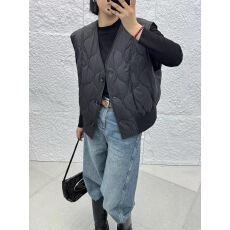 批发已出韩国chic女装冬季新款时尚纯色通勤V领单排扣休闲短薄棉<b class='q'>马甲</b>